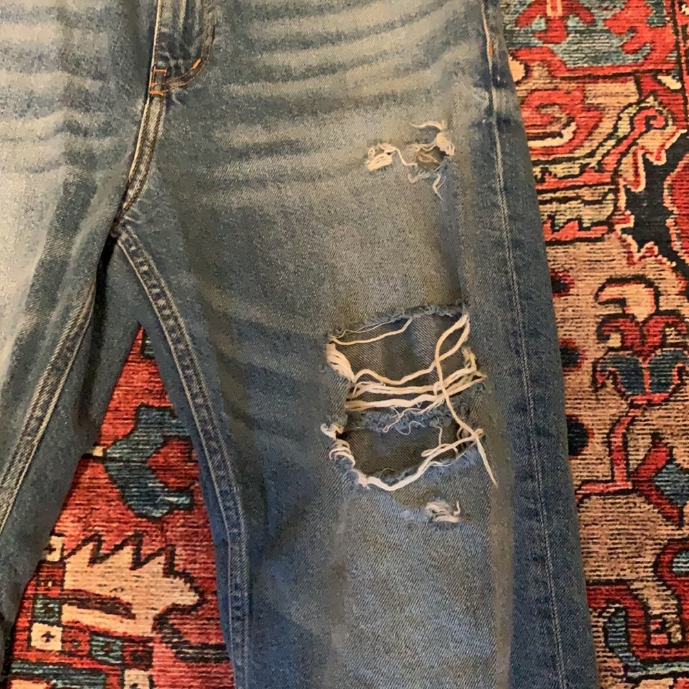 Ripped mom jeans - Picture 2 of 3